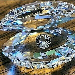 Swarovski Crystal Small Open Clam /Oyster Shell Figurine, w/ Crystal Pearl